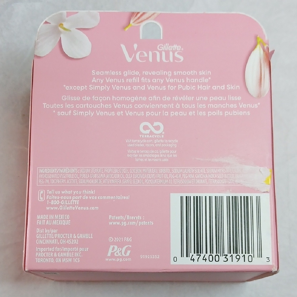 Gillette Venus Razor and Extra Cartridge Set - Picture 8 of 9
